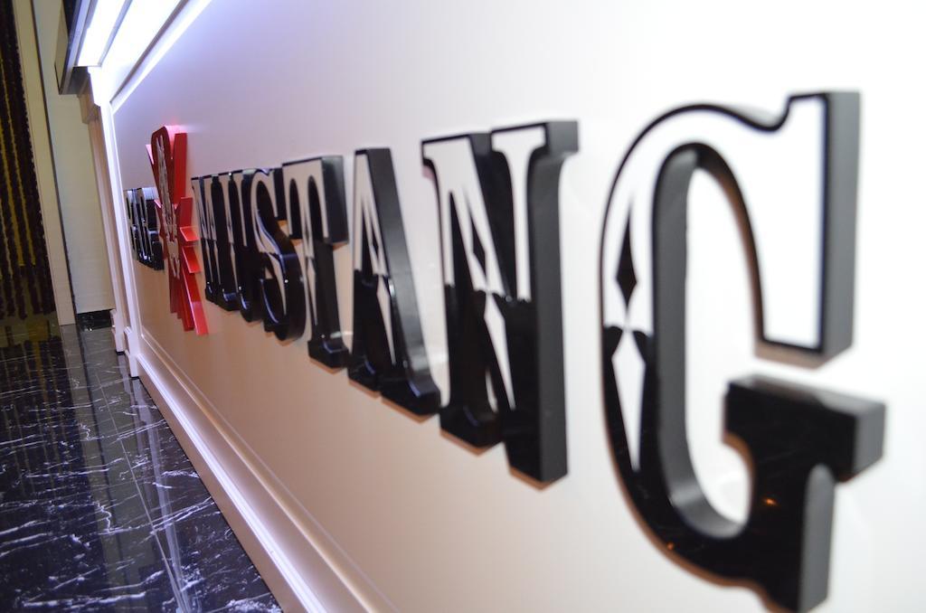 Hotel Mustang Vasqarr Exteriör bild